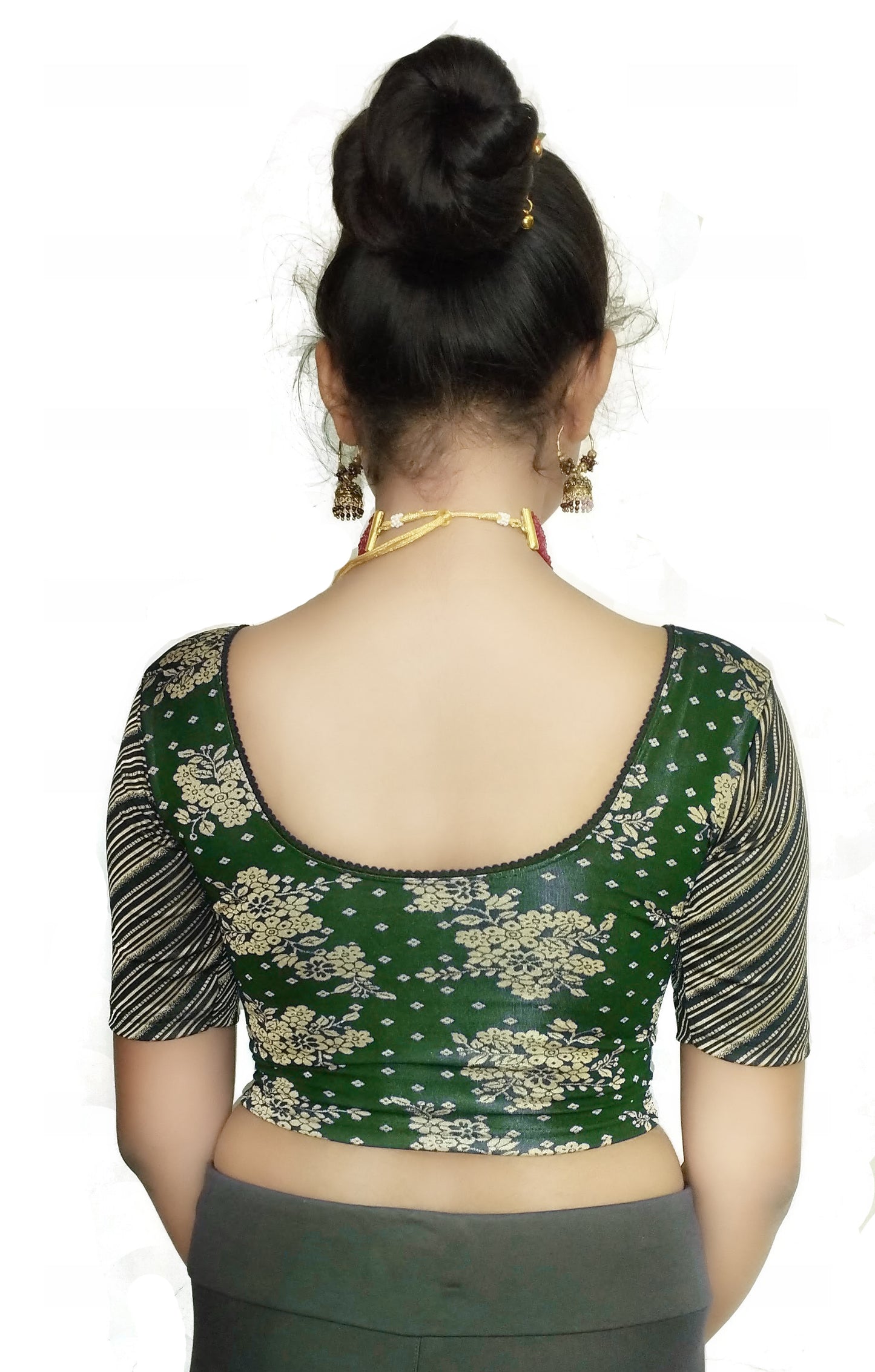 PU Fashion Jacquard Stretchable Saree Blouse – Floral Round Neck Short Sleeve Design